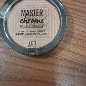 Maybelline Master Chrome Highlighter - Molten Gold